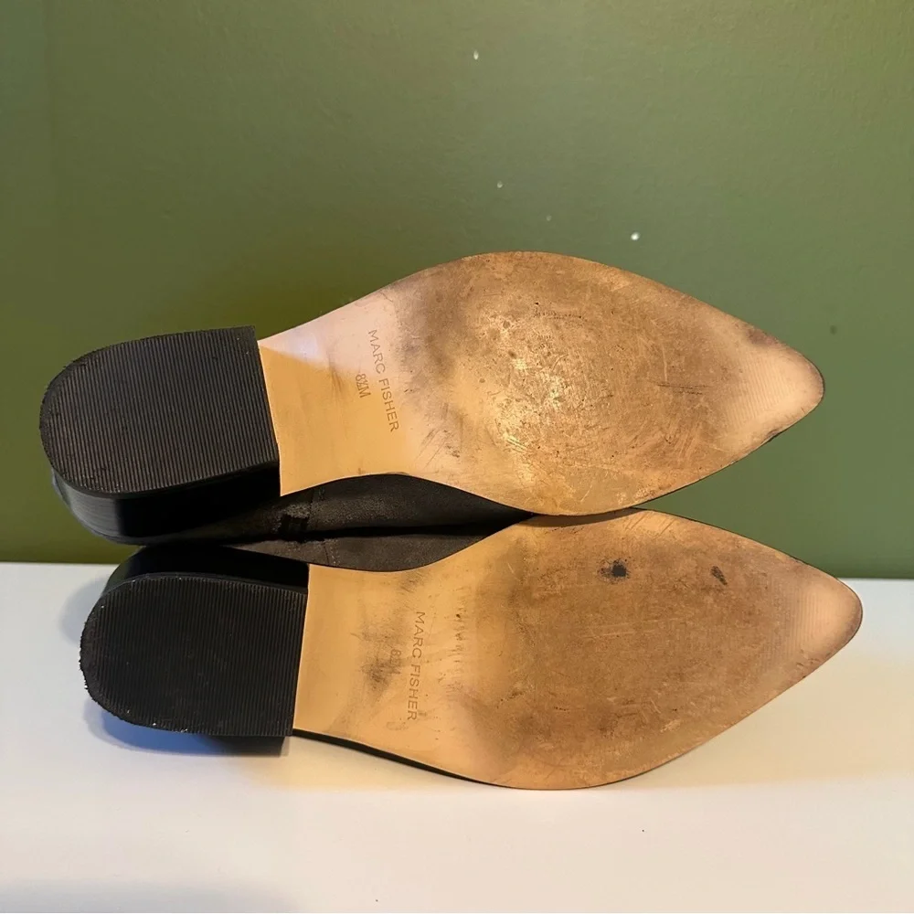 Marc Fisher Ulora Gray Suede Ankle Booties Pointed Toe Size 8.5